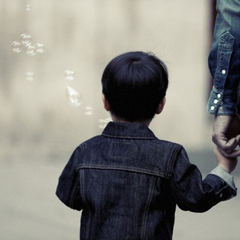Bullying: cum să reacționeze părinții și cum să-și ajute copiii