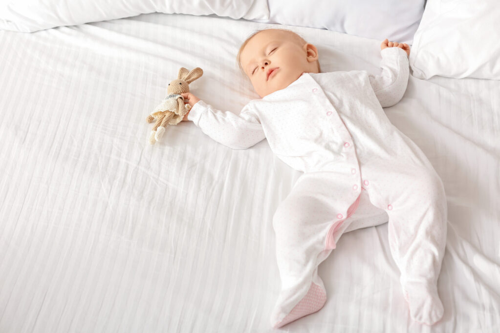 Somnul bebelușului: cum eviți problemele?