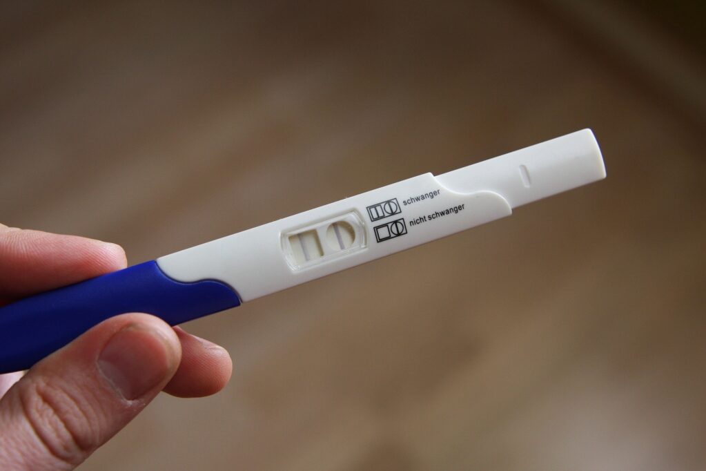 Brandurile de teste de sarcină pe care le poți cumpăra din România